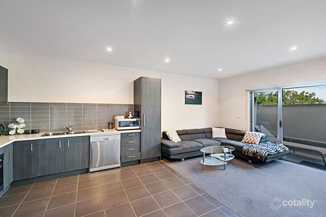 Property photo of 4/591-593 Gilbert Road Preston VIC 3072