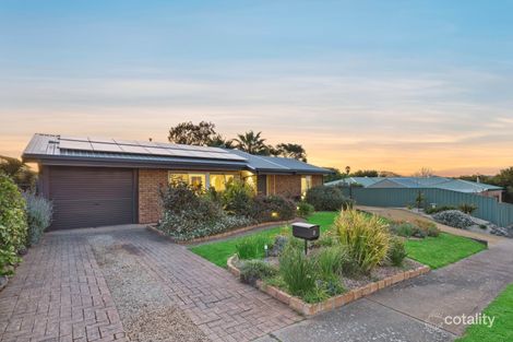 2 Valley View Dr, Mclaren Vale, SA 5171