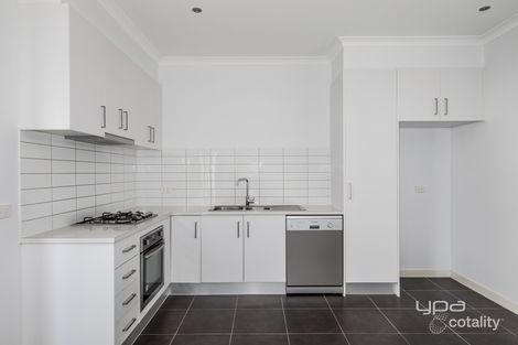Property photo of 20/79 Lancefield Drive Caroline Springs VIC 3023