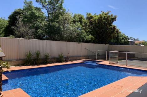 Property photo of 20 Higgins Close Dingley Village VIC 3172