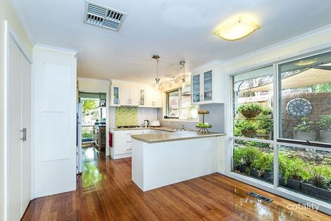 Property photo of 9 Halidon Close St Helena VIC 3088