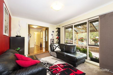 Property photo of 9 Halidon Close St Helena VIC 3088