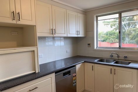 Property photo of 8 Burrowes Place Wanniassa ACT 2903