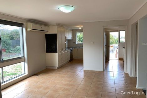Property photo of 8 Burrowes Place Wanniassa ACT 2903