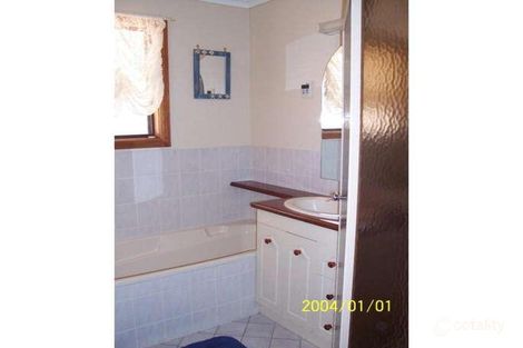 Property photo of 290 Holder Top Road Holder SA 5330