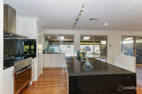 Property photo of 38 Landers Road Lesmurdie WA 6076