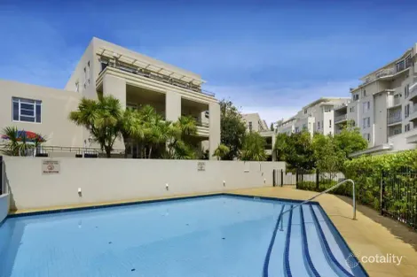 Property photo of 25/6 Graham Street Port Melbourne VIC 3207