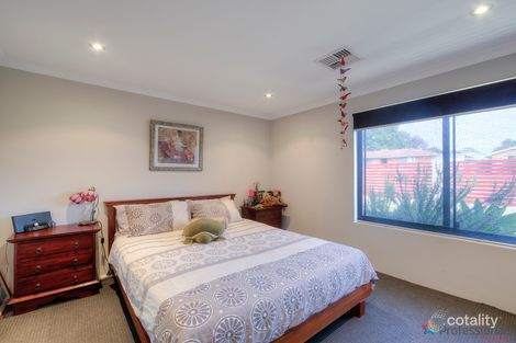 Property photo of 66 Markham Way Swan View WA 6056