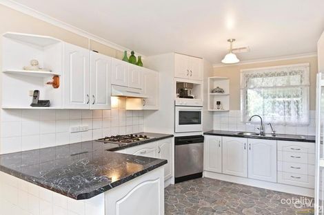 26 Pennant St, Aberfoyle Park, SA 5159