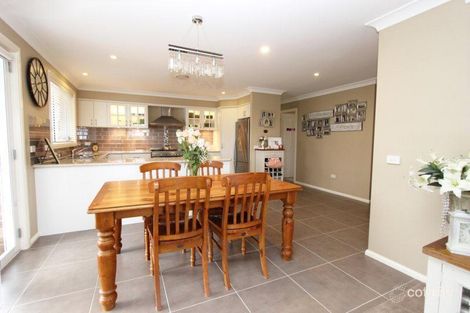 Property photo of 10 Governors Parade Windradyne NSW 2795