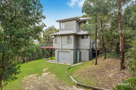 Property photo of 24 Hill Range Crescent Lithgow NSW 2790