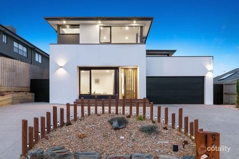 9 Narrawong Ave, Highton, VIC 3216