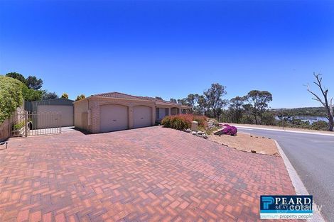 Property photo of 2 Lakehill Gardens Edgewater WA 6027