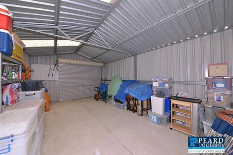 Property photo of 2 Lakehill Gardens Edgewater WA 6027
