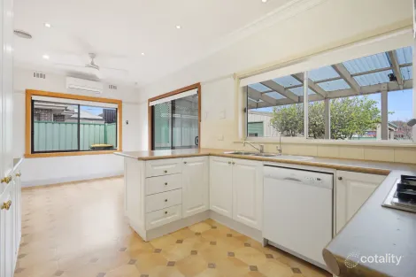 Property photo of 10 Justin Avenue Glenroy VIC 3046