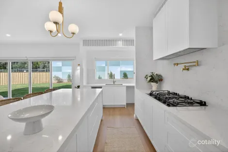 Property photo of 16 Berry Avenue Menangle NSW 2568