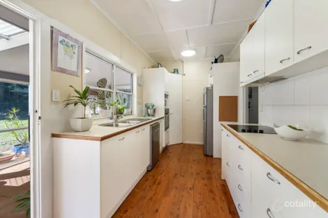 Property photo of 25 Geoffrey Street Mount Lofty QLD 4350