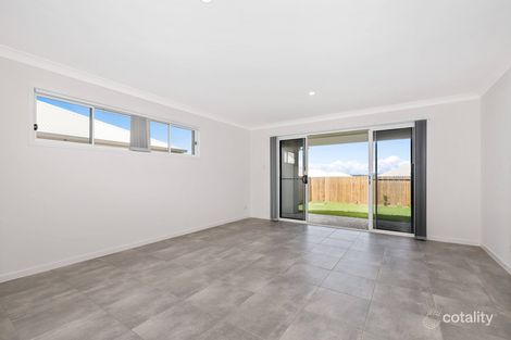 1/34 Woodrose Cct, Pimpama, QLD 4209