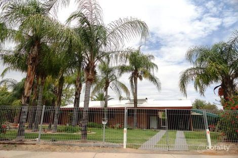 2 Hakea Ct, Sadadeen, NT 0870