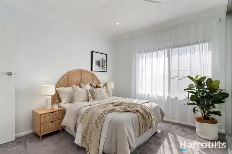 Property photo of 29 Amsdale Avenue Macquarie Hills NSW 2285