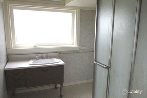 Property photo of 1/8 Couper-Angus Grove Sunshine VIC 3020