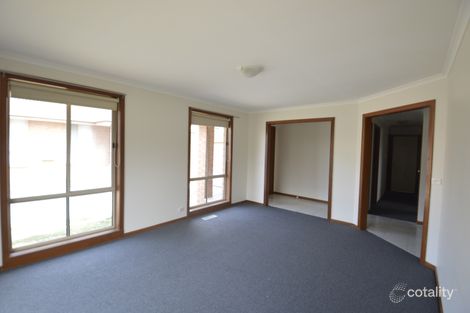 Property photo of 2/24 Regans Road Hampton Park VIC 3976