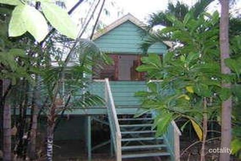 15 Lamington Rd, West End, QLD 4810