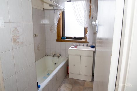 Property photo of 4 Tasman Place Devonport TAS 7310
