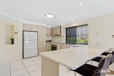 Property photo of 2/2 Sam Place Thornlands QLD 4164