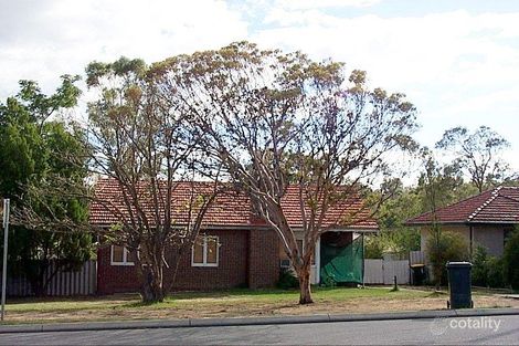 Property photo of 41 Jinda Road Koongamia WA 6056