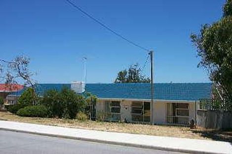 3 Bolingbroke St, Spearwood, WA 6163