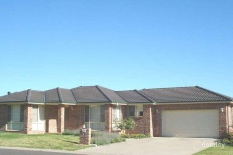 2 Alanor Pl, Calala, NSW 2340