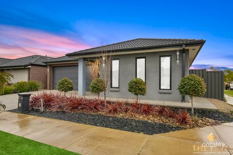 Property photo of 27 Golden Wattle Way Harkness VIC 3337