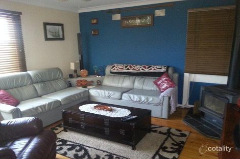 Property photo of 61 Captain Cook Drive Willmot NSW 2770