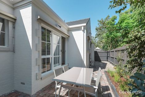 Property photo of 2/18 Walsh Street Ormond VIC 3204