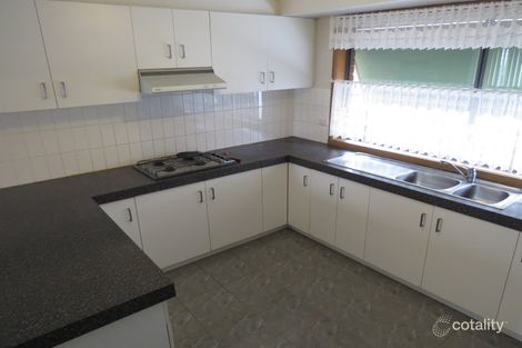 Property photo of 101 Grenda Drive Mill Park VIC 3082