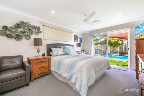 Property photo of 11 Edinburgh Road Benowa QLD 4217