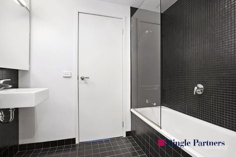Property photo of 1402/18 Waterview Walk Docklands VIC 3008