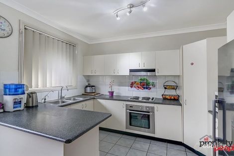 Property photo of 5/124 Saywell Road Macquarie Fields NSW 2564
