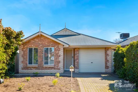 Property photo of 1 Wayfarer Mews Smithfield SA 5114