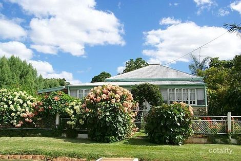 8 Park St, Charters Towers City, QLD 4820