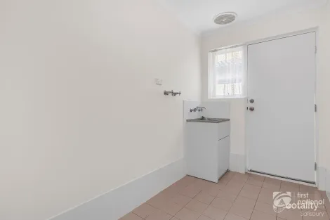 Property photo of 1 Wayfarer Mews Smithfield SA 5114