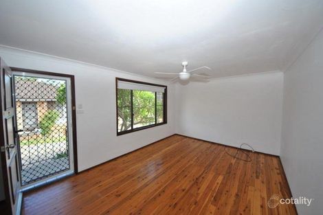 Property photo of 4/4 Bundy Close Macquarie Fields NSW 2564