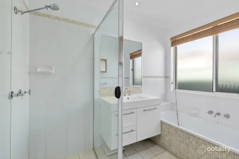 Property photo of 66 William Sharp Drive Coffs Harbour NSW 2450