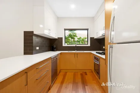 Property photo of 2/16 Griffiths Street Bellfield VIC 3081