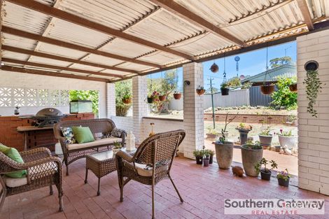Property photo of 23 Cowling Way Parmelia WA 6167