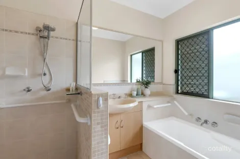 Property photo of 13 Banyan Close Mount Sheridan QLD 4868