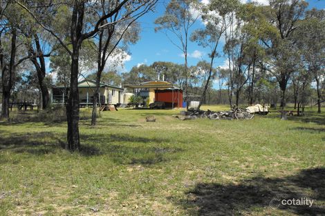 Property photo of 2350 Leyburn Cunningham Road Pratten QLD 4370