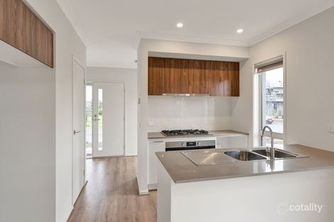 Property photo of 30 Pendower Way Werribee VIC 3030