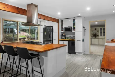 1 Ladd Sq, Emerald, VIC 3782